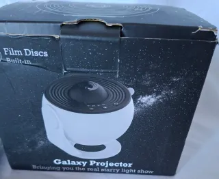 Proyector Estrellas y Planetario 12 en 1