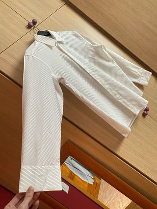 Camisa blanca hombre