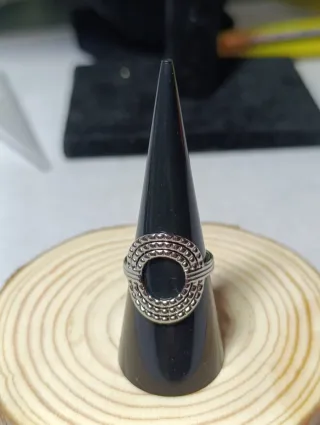 Anillo ajustable acero plateado diseño geométrico