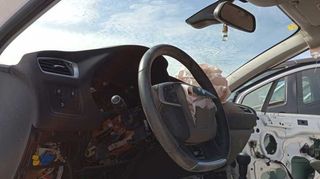 345387 volante citroen c4 lim. feel edition