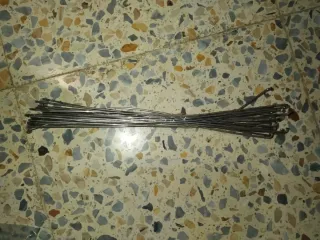 Pack de accesorios utiles: Cadena, protector cable