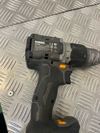 Taladro Dewalt DCD85M 18V