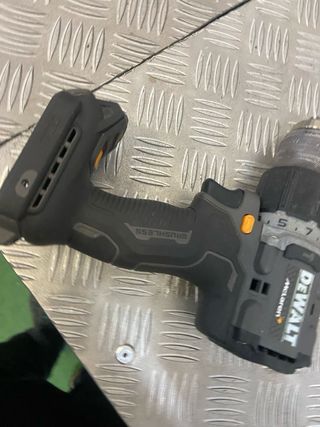 Taladro Dewalt DCD85M 18V