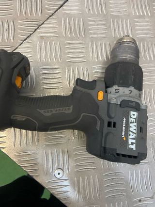 Taladro Dewalt DCD85M 18V
