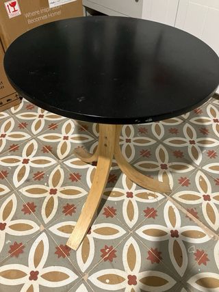 Mesa auxiliar redonda Ikea negra