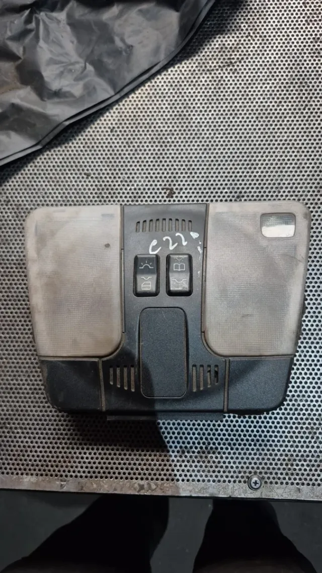 Luz de techo Mercedes Clase C W202
