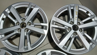 JUEGO LLANTAS AUDI Q3 (F3B) 83A601025F