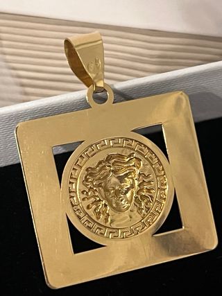 Colgante Versace Medusa Oro 18k
