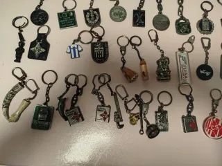 Lote de llaveros antiguos