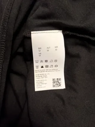 Camiseta BOSS Negra Logo Grande