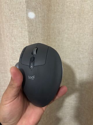Ratón Logitech MX Ergo Gris