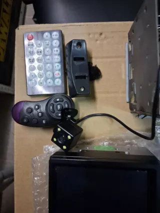 Radio Pantalla 7 RM/RMVB/FM/PLAYER 7023B