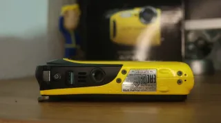 Cámara Fujifilm XP80 Amarilla y Negra