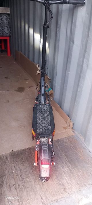 Joyor T10 2000W doble motor 80km/h 75km autonomía.