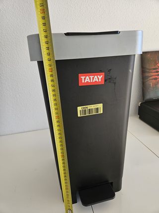 Cubo basura Tatay 25L pedal negro