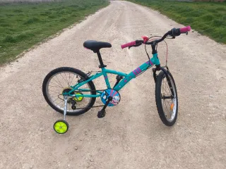 Bicicleta infantil niña