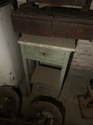 Mesa auxiliar antigua de cocina