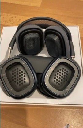 AirPods Max Space Gray