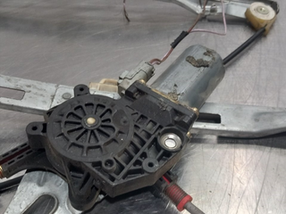 ELEVALUNAS DELANTERO IZQUIERDO PEUGEOT 206