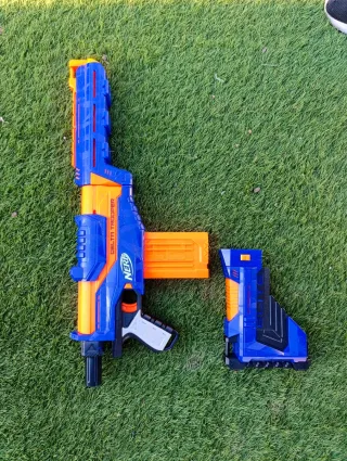Pistola Nerf Delta Trooper Azul y Naranja