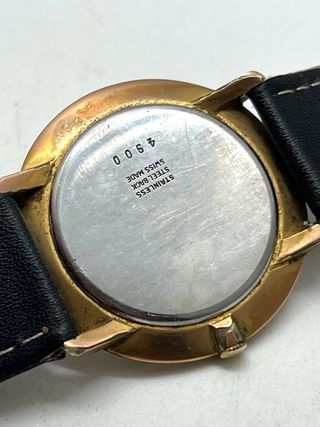 Reloj Avia Cuerda Manual Vintage Oro