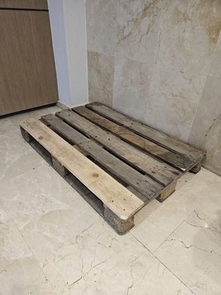 Palet europeo madera usado