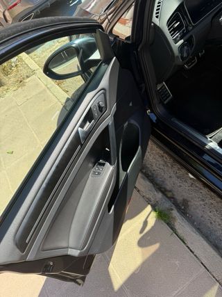 Volkswagen Golf R 310 2017