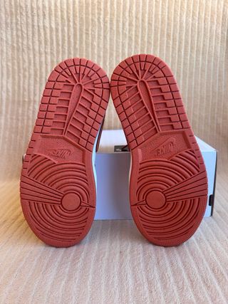 Zapatillas Nike Air Jordan 1 Mid SE ( 36 )