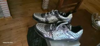 Zapatos deportivos nuevos Talla 44/45