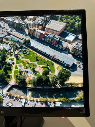 Monitor LG 21,5” IPS LED – Muy buen estado