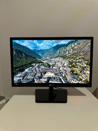 Monitor LG 21,5” IPS LED – Muy buen estado