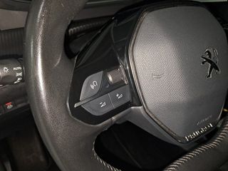 Peugeot 2008 Allure BlueHDI 81kW (110CV)