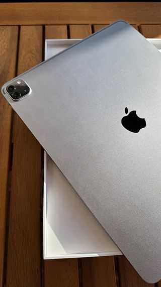 Apple iPad Pro 12.9” M2 de 128gb