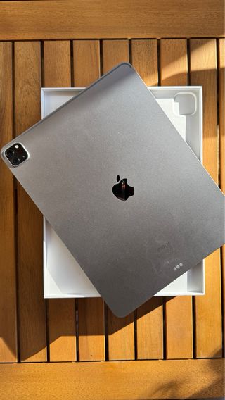 Apple iPad Pro 12.9” M2 de 128gb