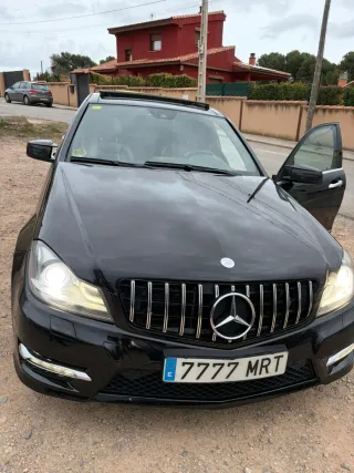 Mercedes-Benz Clase C 2011