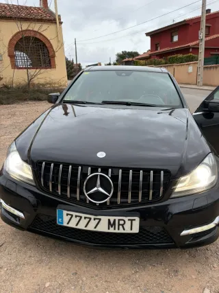 Mercedes-Benz Clase C 2011
