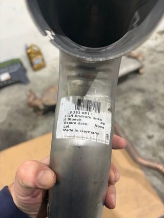 Tubo de escape VW Touareg Cayenne 7l6253681n