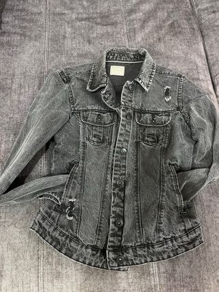 Cazadora vaquera negra Lefties