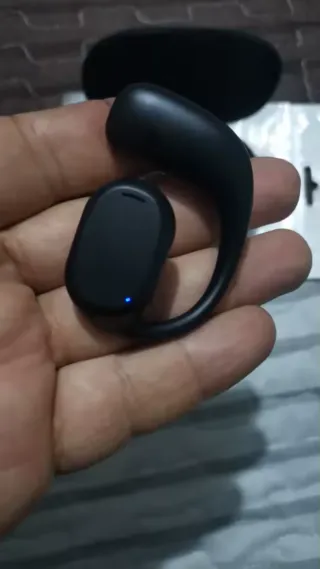 Auriculares inalámbricos negros