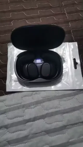 Auriculares inalámbricos negros