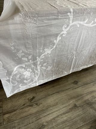 Toalha de Mesa Grande Bordada Algodão Voile