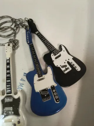 Portachiavi Chitarra in legno Set 6 Pezzi