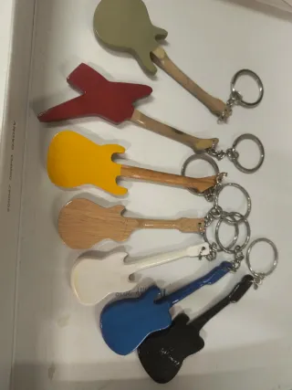 Portachiavi Chitarra in legno Set 6 Pezzi