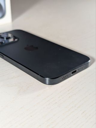 iPhone 15 Pro Space Gray - Como Nuevo