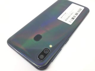 samsung galaxy a40 64gb 4ram