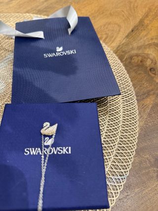 Collar Swarovski Cisne Dorado y Plateado