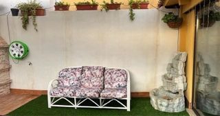 Conjunto de sofá y sillones