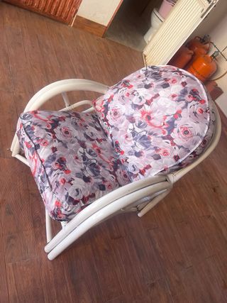 Conjunto de sofá y sillones