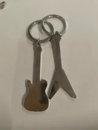 Portachiavi chitarra metallo 4 pezzi