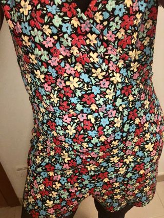 Mono corto estampado floral